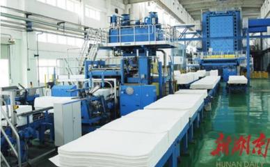 勇當金融服務(wù)排頭兵